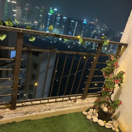 Guti Buti Homes 诺伊达 外观 照片
